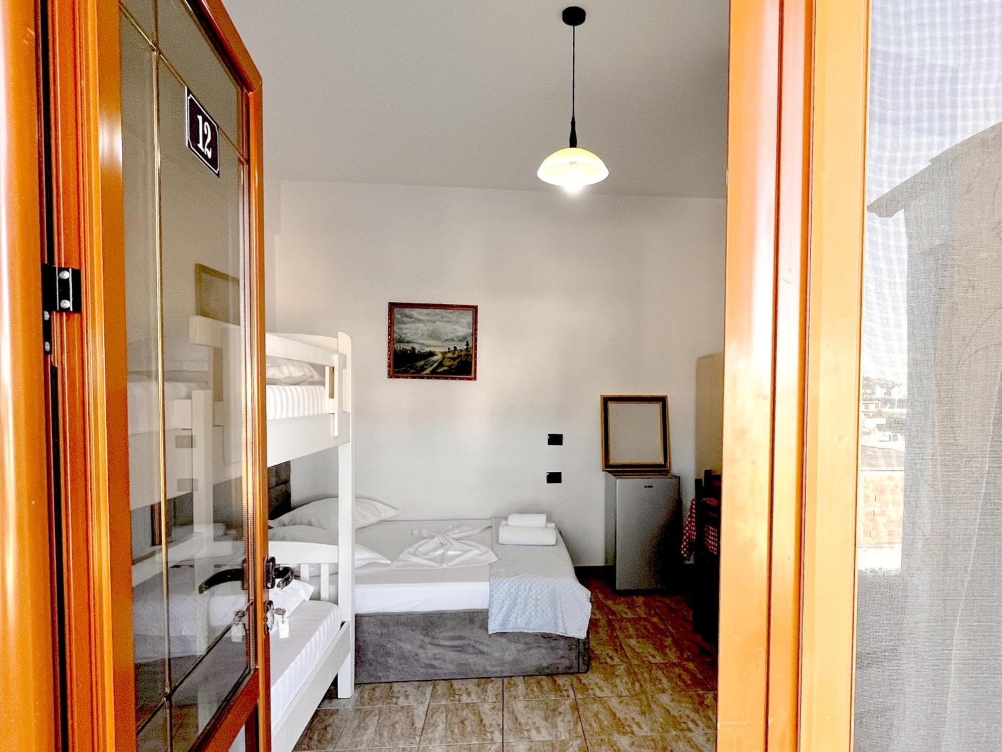 Vila Kam Vlorë Esterno foto